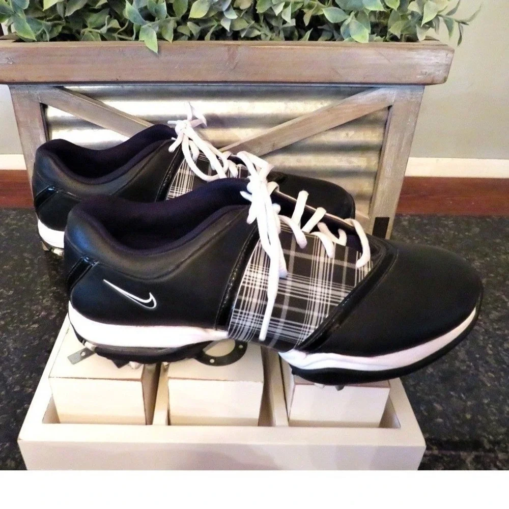 Nike Air Embellish Women's Golf Shoes 7 Black Plaid Saddle Oxford Spiked Cleats